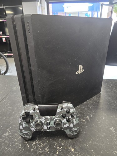 Playstation pro 1tb console - 4,