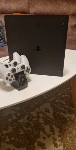 Sony playstation pro - 4,