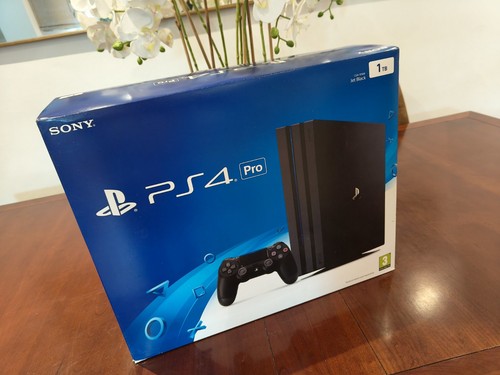 Sony playstation pro ps4 - 4,