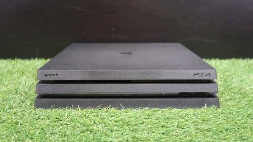Playstation ps4 pro - 4,