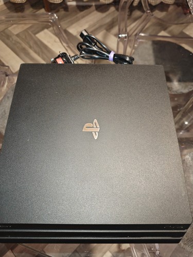 Sony playstation pro console - sony,